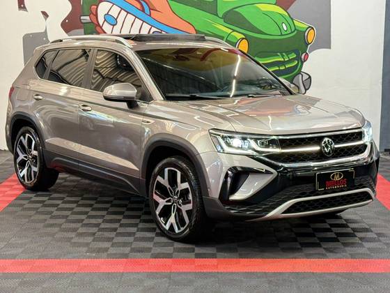 VOLKSWAGEN TAOS 1.4 250 TSI TOTAL FLEX HIGHLINE AUTOMÁTICO